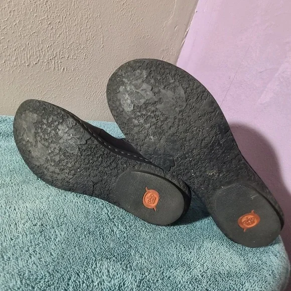 Born Mary Jane Flats Black Leather Buckle Comfort Shoes Women 9.5M - Picture 10 of 10